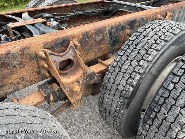 image for item ED2293 2010 International 4400 truck cab and chassis