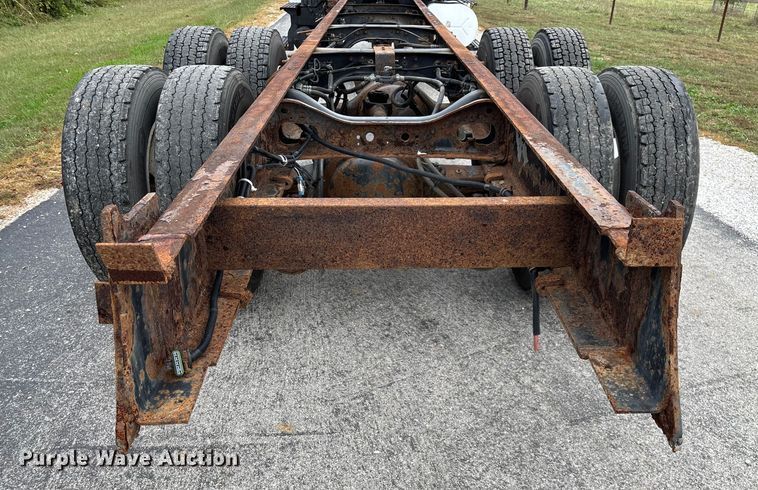 image for item ED2293 2010 International 4400 truck cab and chassis