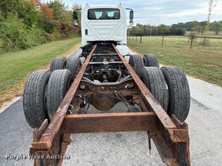 image for item ED2293 2010 International 4400 truck cab and chassis