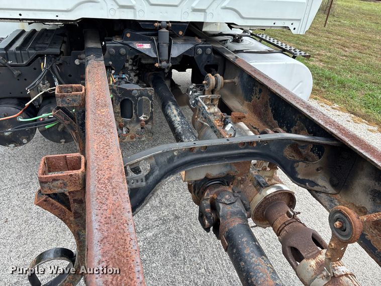 image for item ED2293 2010 International 4400 truck cab and chassis