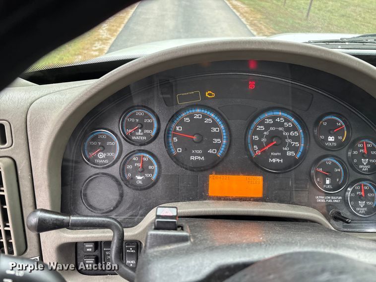 image for item ED2293 2010 International 4400 truck cab and chassis