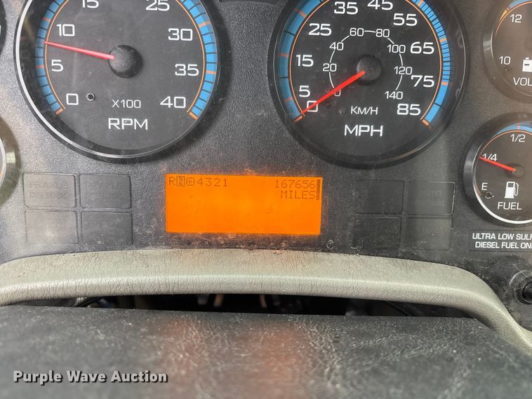 image for item ED2293 2010 International 4400 truck cab and chassis