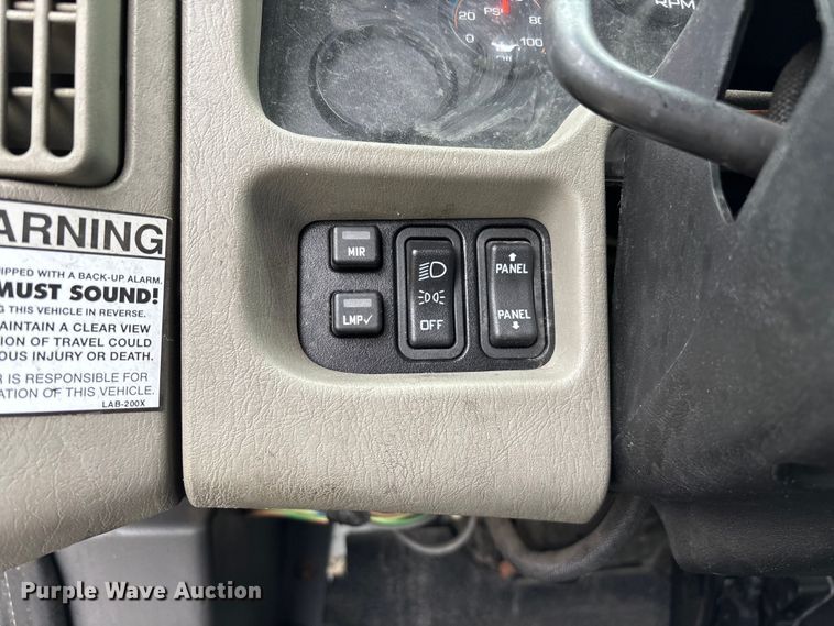 image for item ED2293 2010 International 4400 truck cab and chassis