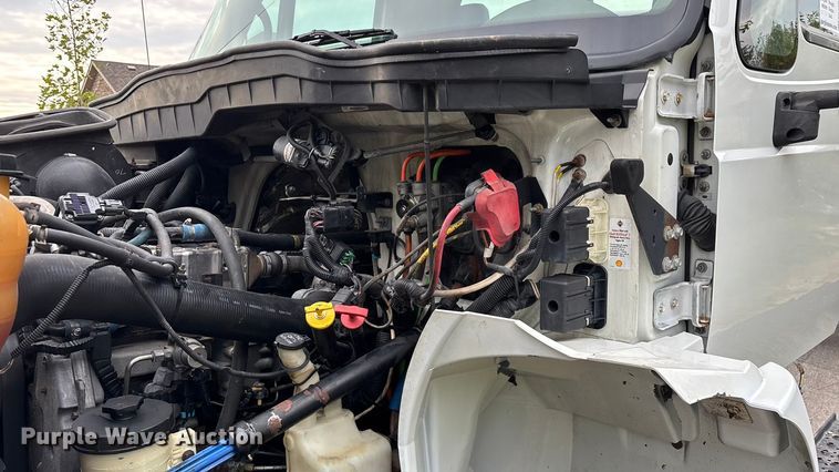 image for item ED2293 2010 International 4400 truck cab and chassis