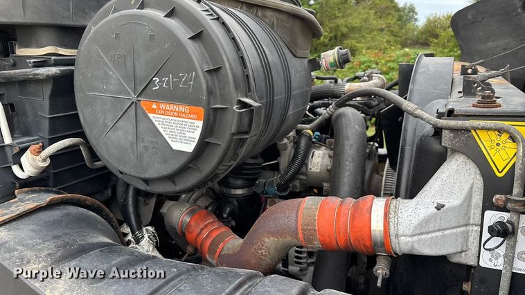 image for item ED2293 2010 International 4400 truck cab and chassis