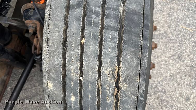 image for item ED2293 2010 International 4400 truck cab and chassis