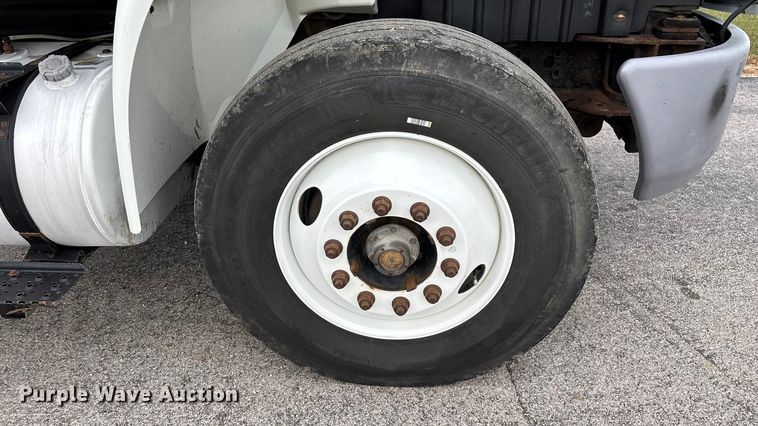 image for item ED2293 2010 International 4400 truck cab and chassis