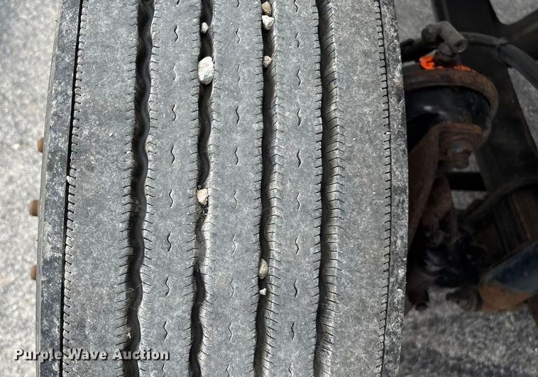 image for item ED2293 2010 International 4400 truck cab and chassis