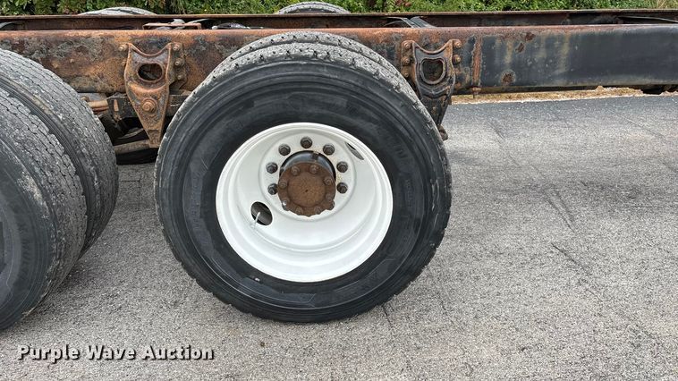 image for item ED2293 2010 International 4400 truck cab and chassis