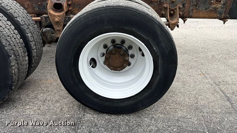 image for item ED2293 2010 International 4400 truck cab and chassis