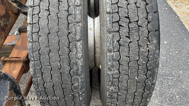 image for item ED2293 2010 International 4400 truck cab and chassis