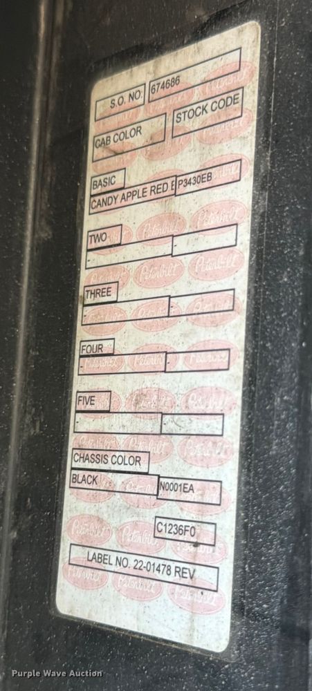 image for item ED5913 2007 Peterbilt 379 semi truck