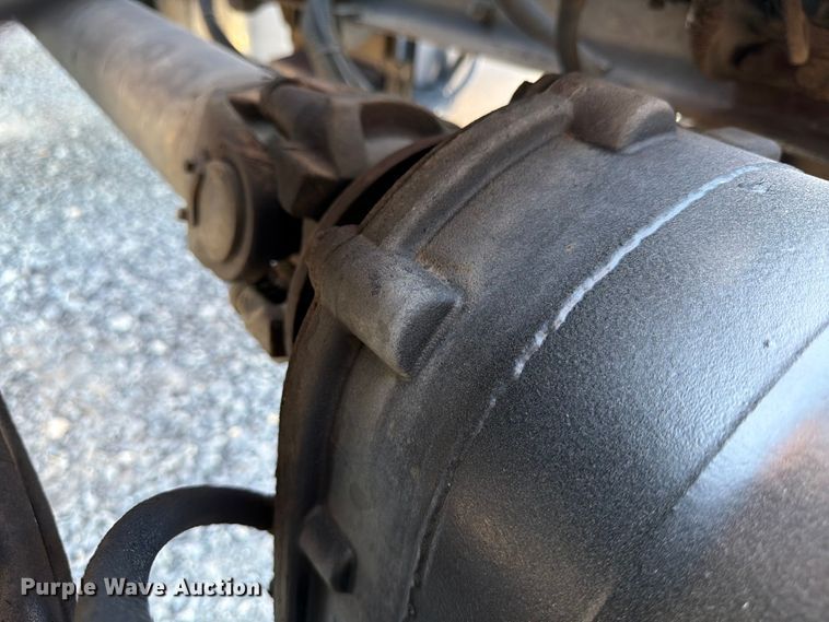 image for item ED5958 2016 Peterbilt 389 semi truck