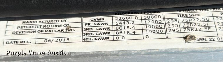 image for item ED5958 2016 Peterbilt 389 semi truck