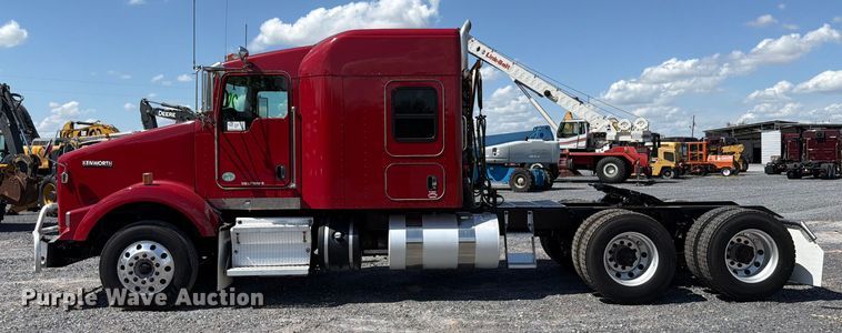 image for item ED5959 2020 Kenworth T800 semi truck