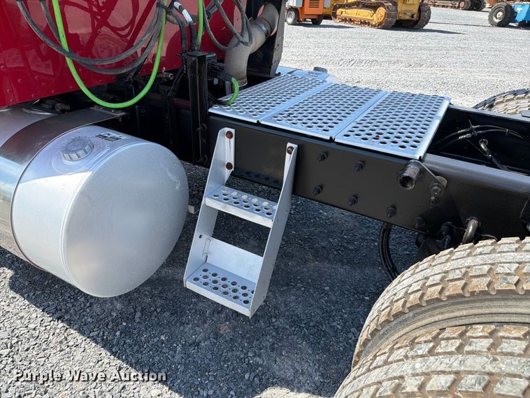 image for item ED5959 2020 Kenworth T800 semi truck