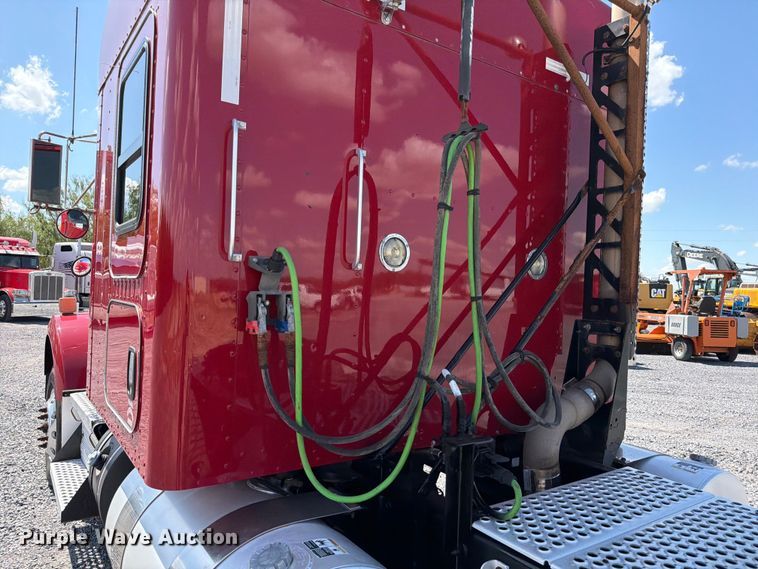 image for item ED5959 2020 Kenworth T800 semi truck