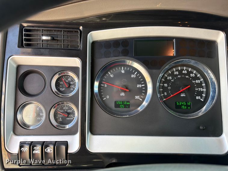 image for item ED5959 2020 Kenworth T800 semi truck