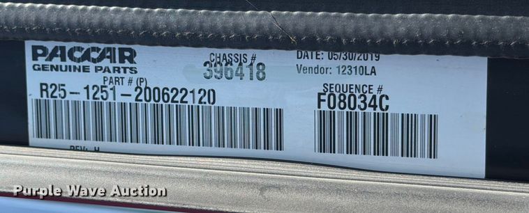 image for item ED5959 2020 Kenworth T800 semi truck