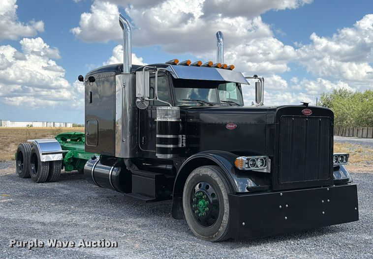 image for item ED5960 2007 Peterbilt 379 semi truck