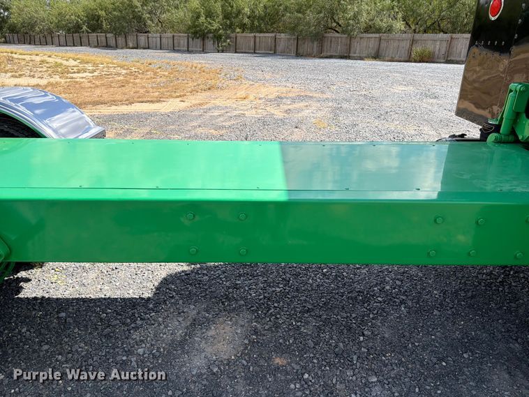 image for item ED5960 2007 Peterbilt 379 semi truck