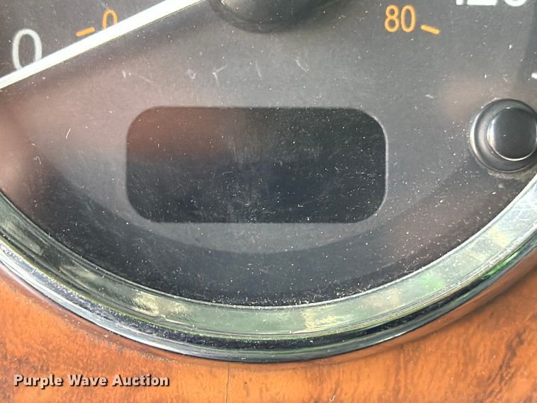 image for item ED5960 2007 Peterbilt 379 semi truck