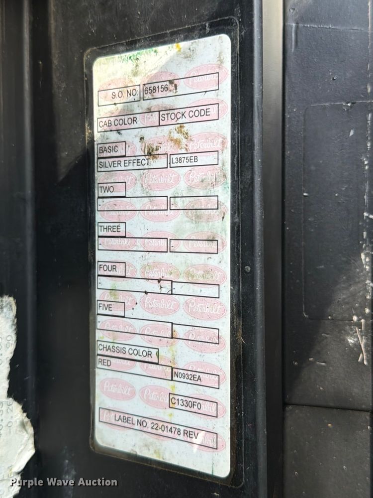 image for item ED5960 2007 Peterbilt 379 semi truck