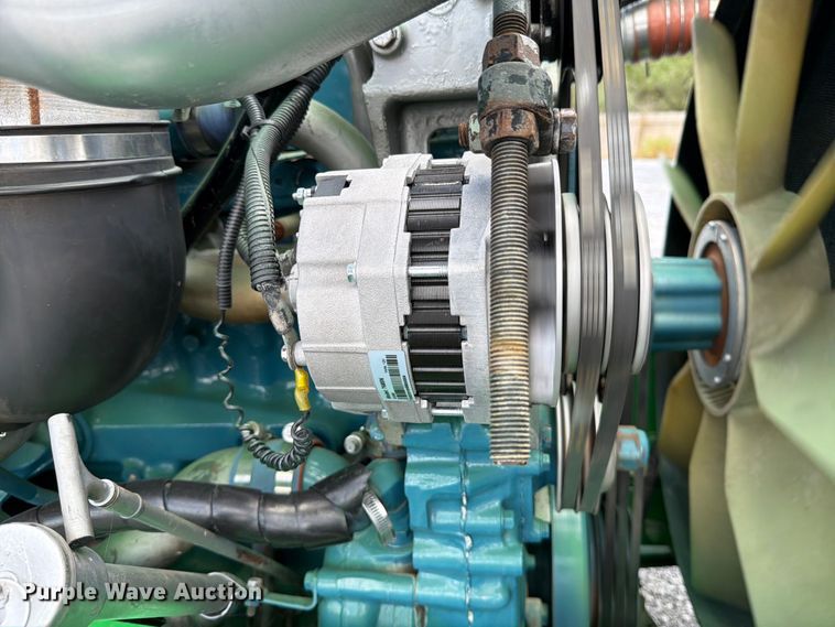 image for item ED5960 2007 Peterbilt 379 semi truck