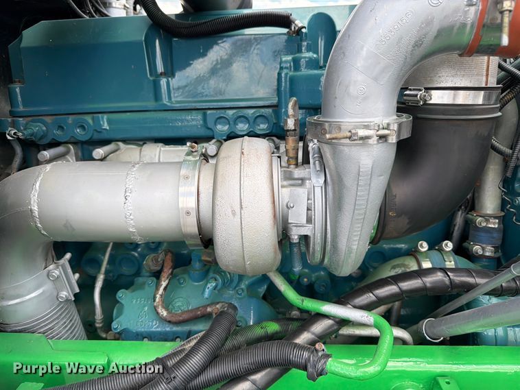 image for item ED5960 2007 Peterbilt 379 semi truck