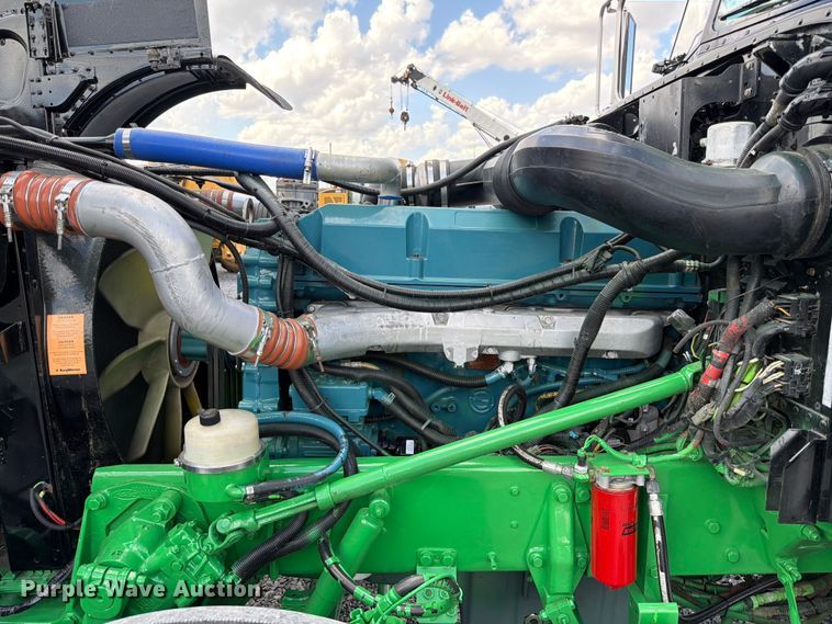 image for item ED5960 2007 Peterbilt 379 semi truck