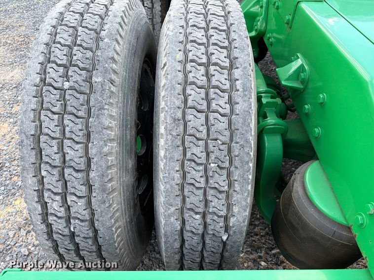 image for item ED5960 2007 Peterbilt 379 semi truck