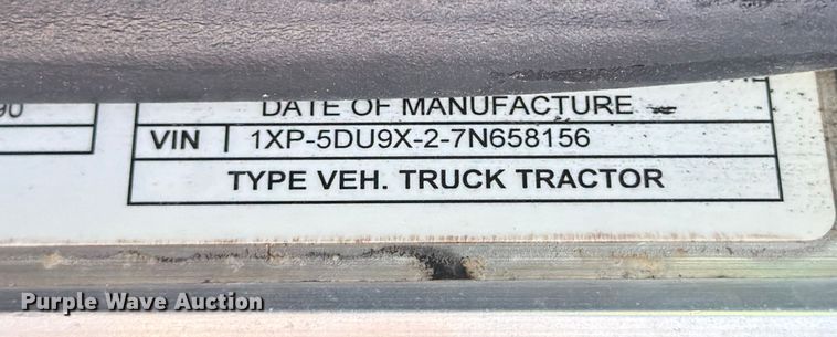 image for item ED5960 2007 Peterbilt 379 semi truck