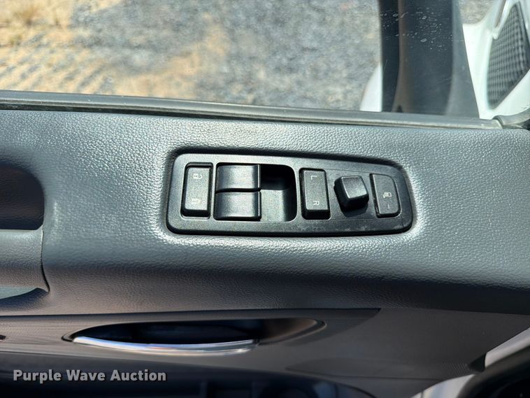 image for item ED5961 2017 Peterbilt 579 semi truck