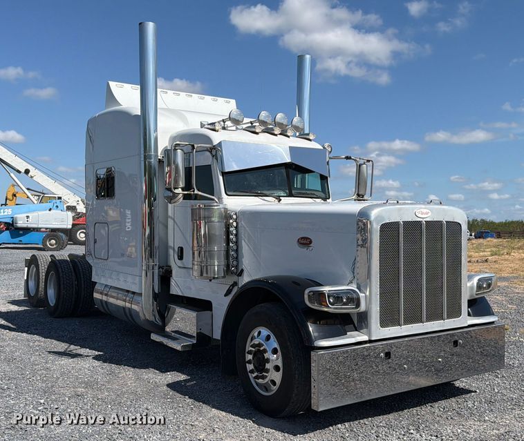 CAMIóN CAMAROTE 2015 PETERBILT