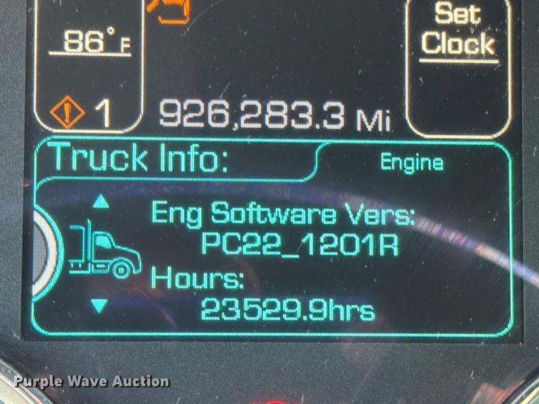 image for item ED5964 2014 Kenworth T680 semi truck