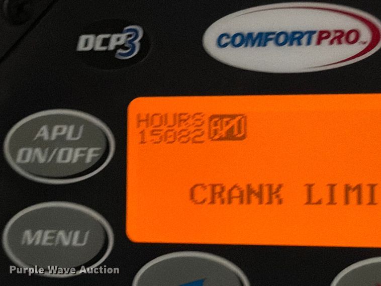 image for item ED5964 2014 Kenworth T680 semi truck