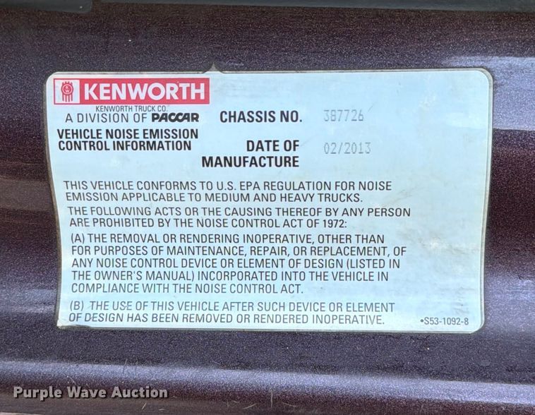 image for item ED5964 2014 Kenworth T680 semi truck