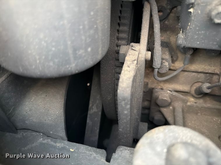 image for item ED5977 2011 Freightliner Cascadia semi truck