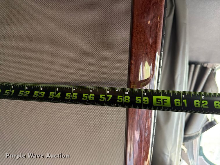 image for item ED5977 2011 Freightliner Cascadia semi truck