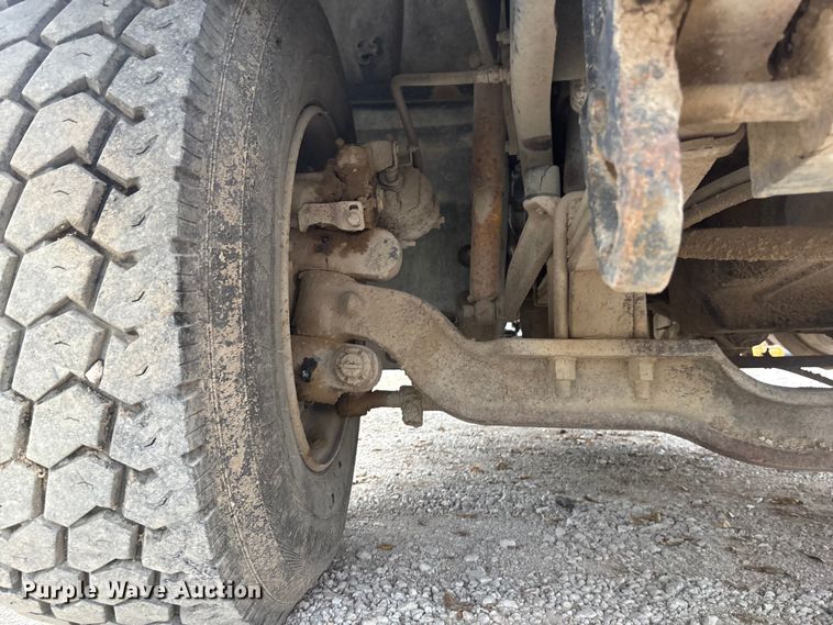 image for item EE4155 1991 Mack RD6886 dump truck