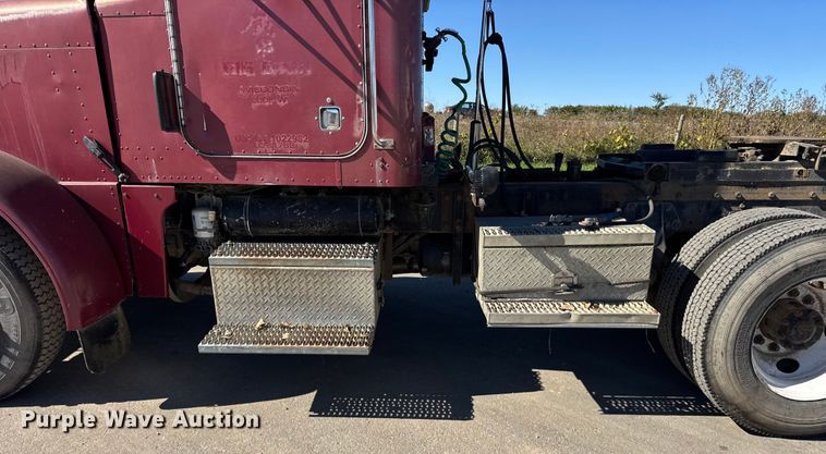 image for item EF2197 1996 Peterbilt 379 semi truck