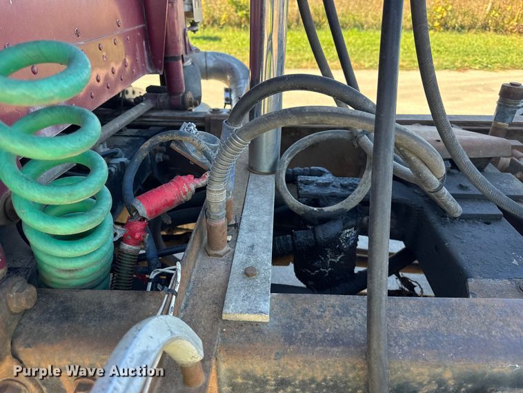 image for item EF2197 1996 Peterbilt 379 semi truck