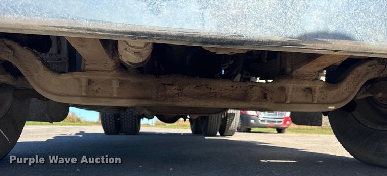 image for item EF2197 1996 Peterbilt 379 semi truck