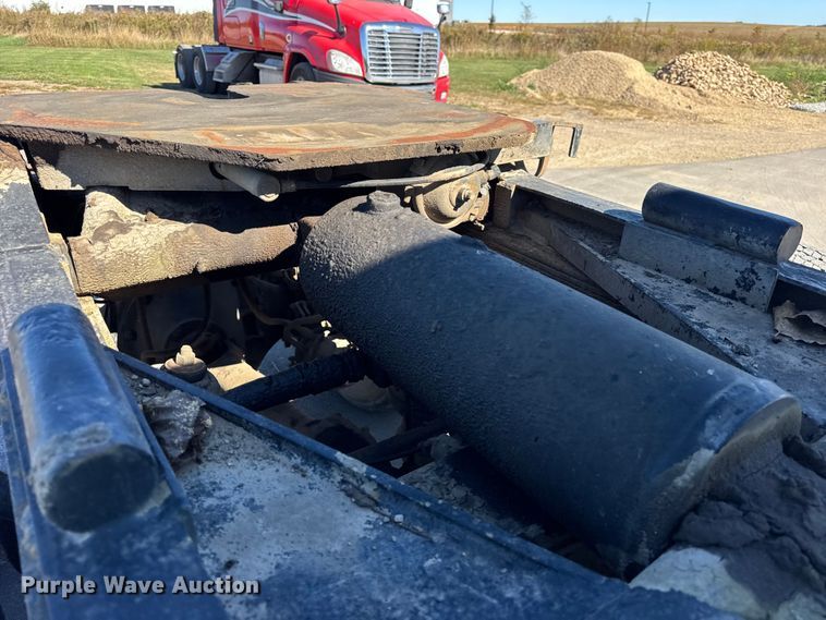 image for item EF2197 1996 Peterbilt 379 semi truck