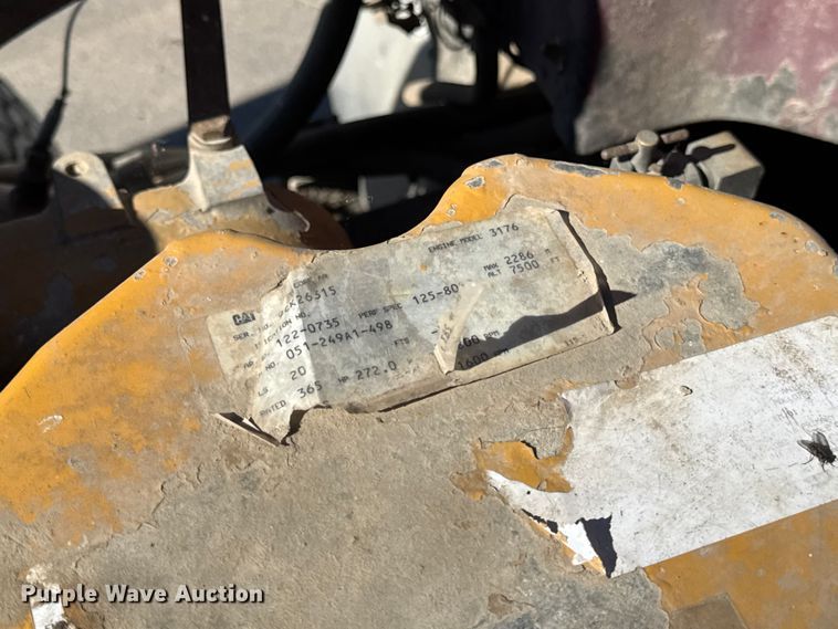 image for item EF2197 1996 Peterbilt 379 semi truck