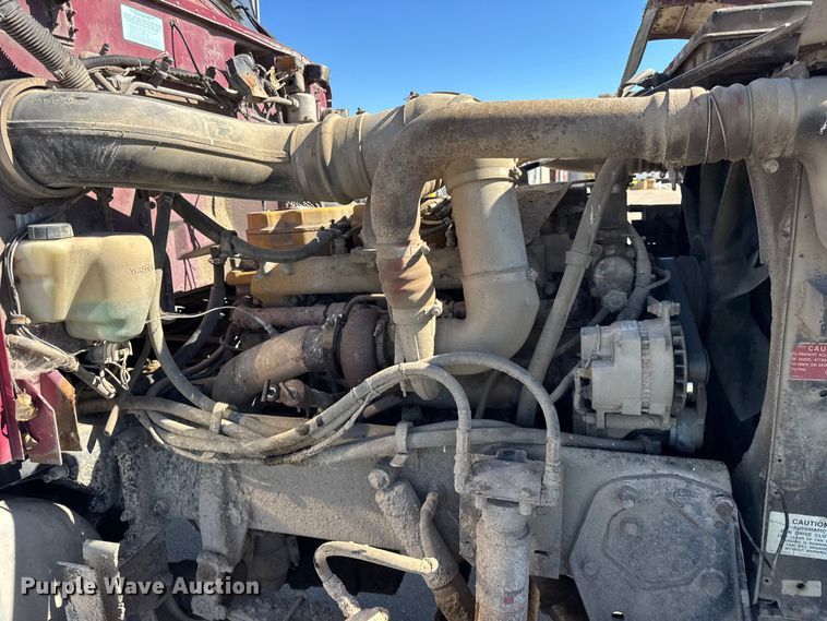 image for item EF2197 1996 Peterbilt 379 semi truck