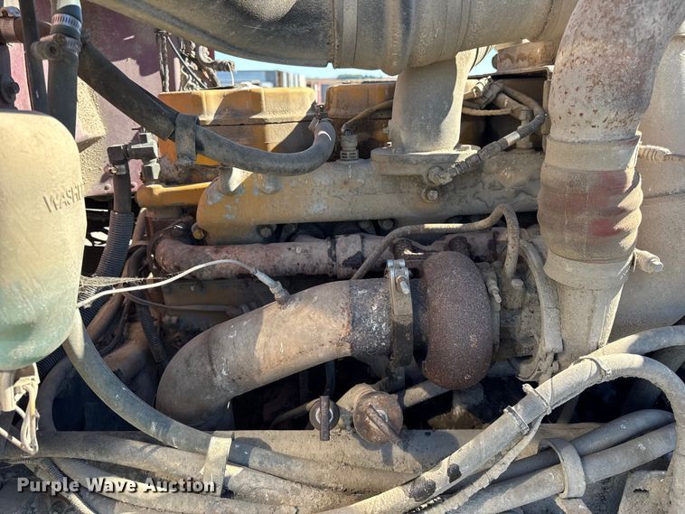 image for item EF2197 1996 Peterbilt 379 semi truck