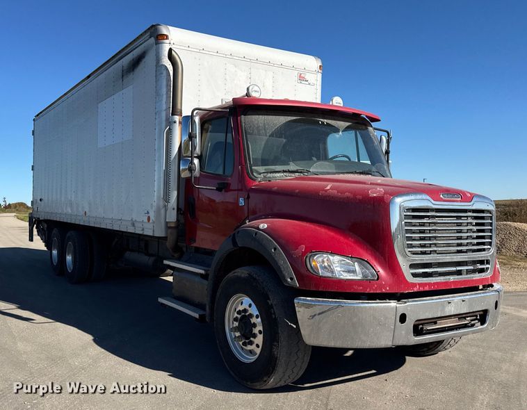 image for item EF2198 2013 Freightliner Business Class M2 box truck