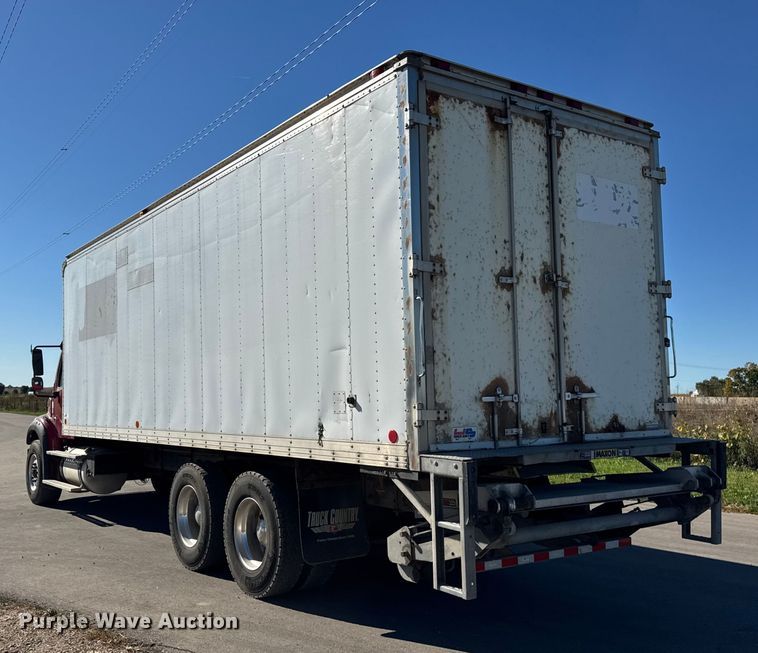 image for item EF2198 2013 Freightliner Business Class M2 box truck