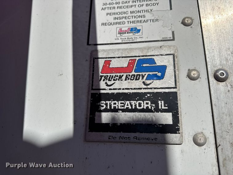 image for item EF2198 2013 Freightliner Business Class M2 box truck